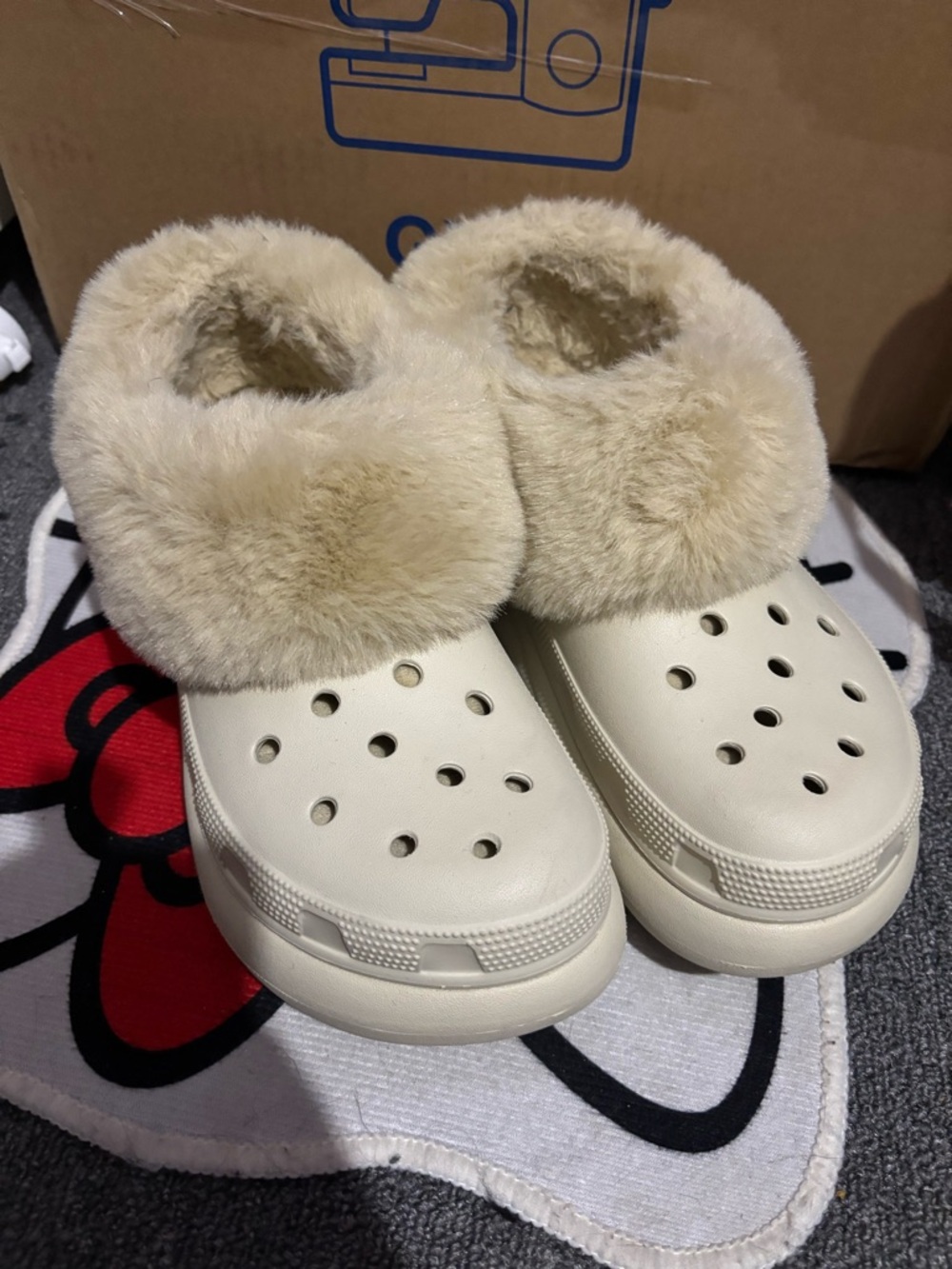 Crocs furever crush clog